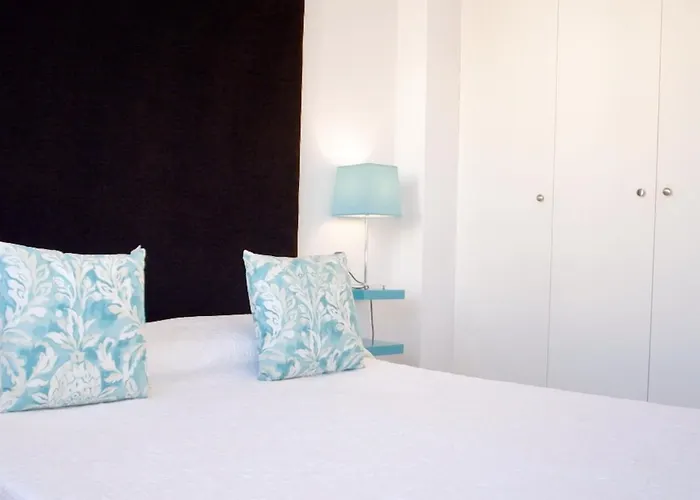 Апартаменти Deluxe & *