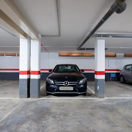 Deluxe & Apartment *